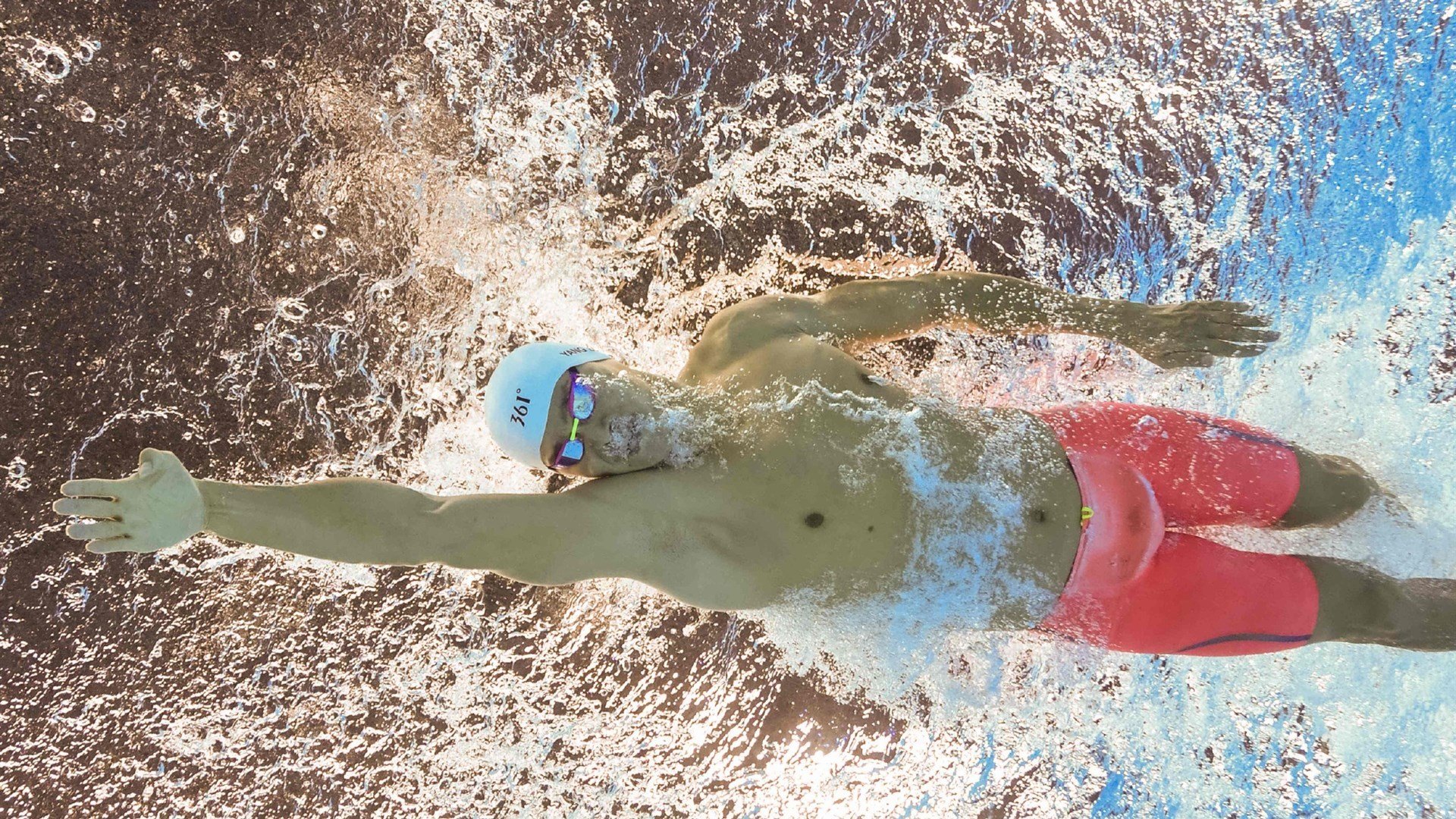 MK体育互动-夜间马术赛场景别具一格,观众反响热烈,夜间马戏团