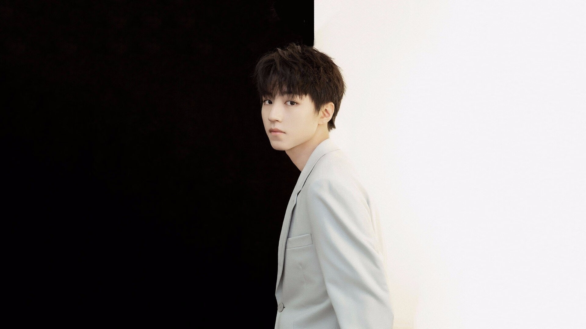 中超联赛设立月度最佳新人鼓励青年球员进步，中超最佳新人评选标准